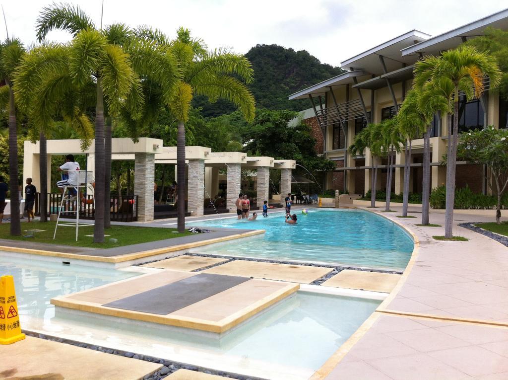 Pico Beach Front Condo Nasugbu Extérieur photo
