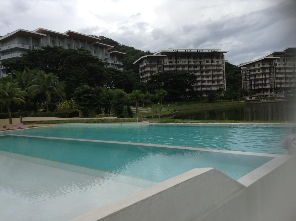 Pico Beach Front Condo Nasugbu Extérieur photo