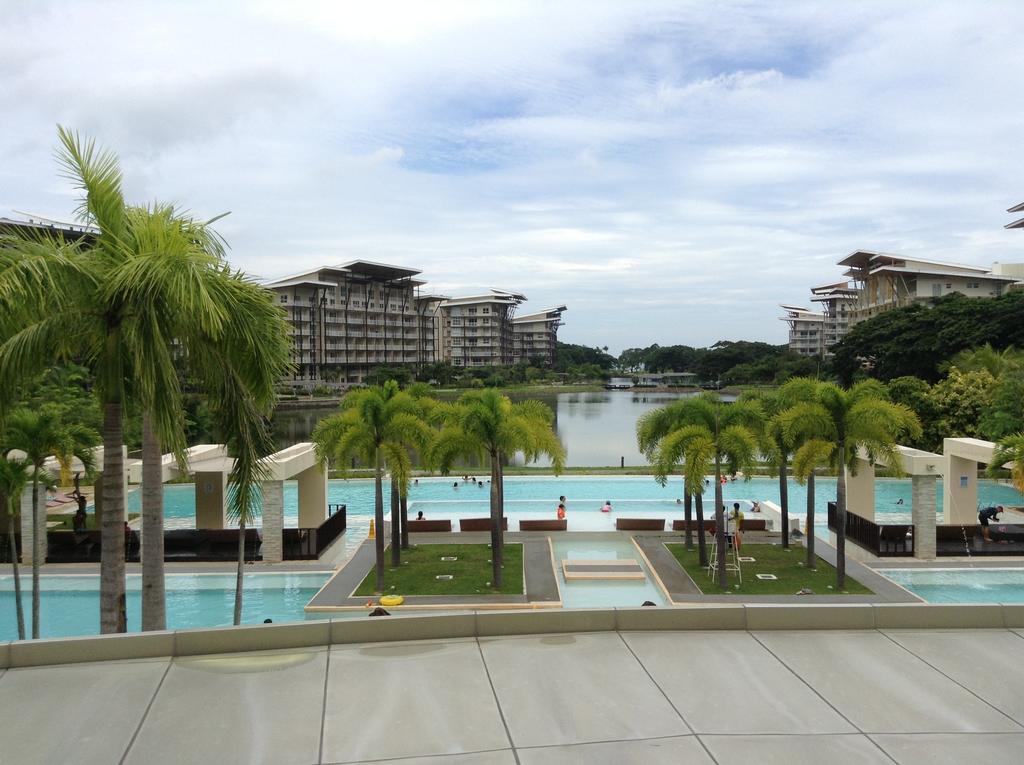 Pico Beach Front Condo Nasugbu Extérieur photo